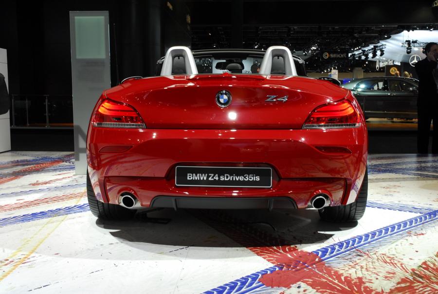  BMW Z4 sDrive 3.5is 2010 года  (фото 55 из 62)